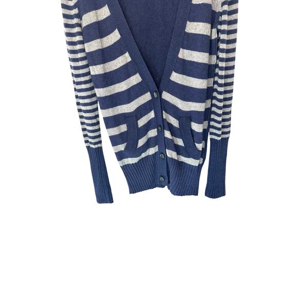 American Eagle Blue Gray Y2K Striped V-Neck Button Front Cardigan Size Medium - Picture 7 of 12